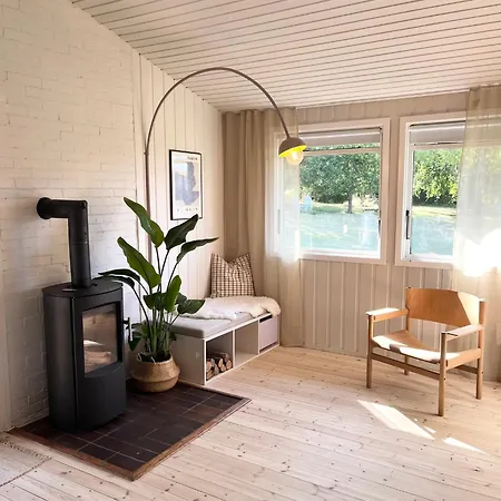 Klassiskt Danskt Sommarhus Semesterbostad *